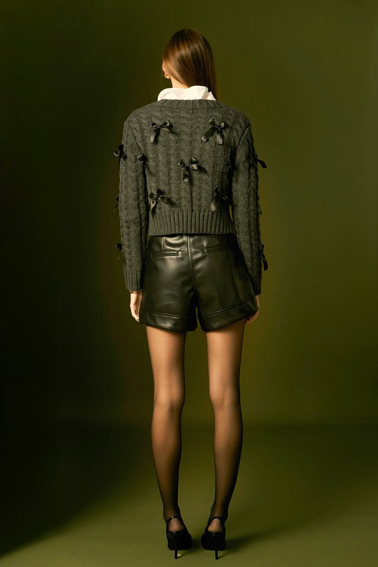 Cable Bow Knit