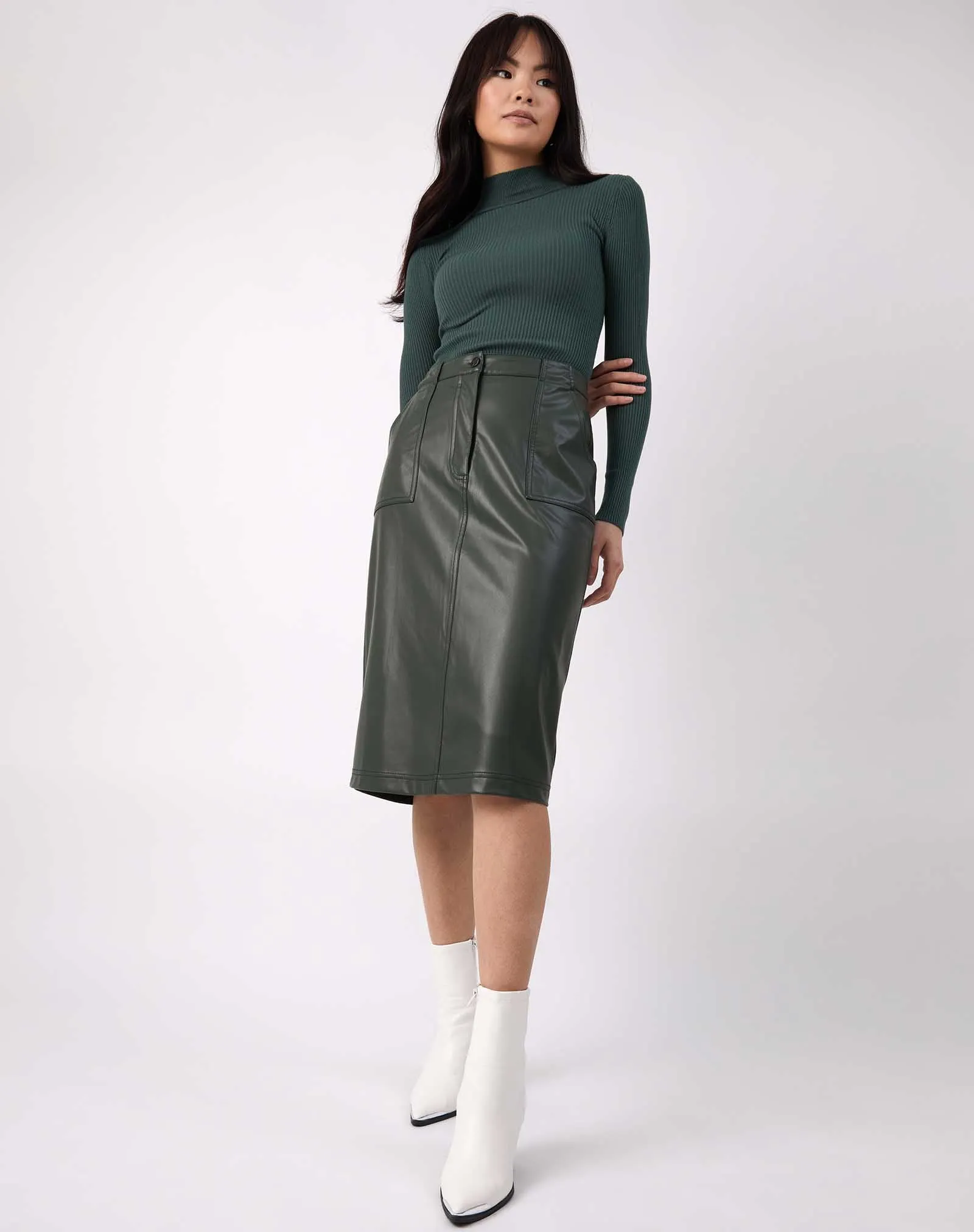 Faux Leather PU Midi Skirt With Pockets in Green | Vita
