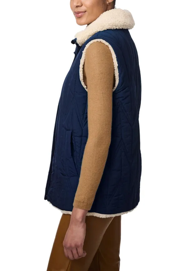 Quilted Faux Fur Lined Vest Navy